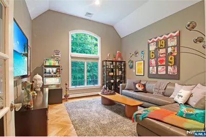 102 Seminary Drive, Mahwah, NJ 07430 - Photo 13