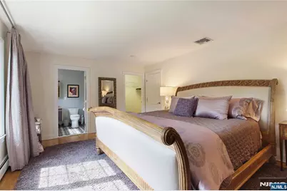 102 Seminary Drive, Mahwah, NJ 07430 - Photo 25