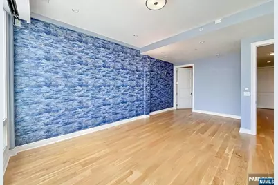 9 Somerset Lane Ph 608/614 #PH 608/614, Edgewater, NJ 07020 - Photo 23