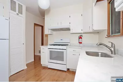 515 N Monroe Street, Ridgewood, NJ 07450 - Photo 11