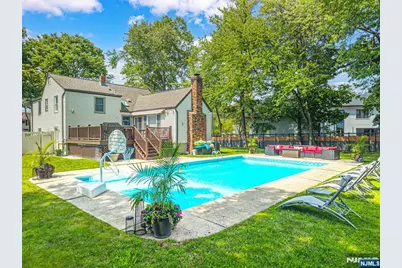 376 Chelsea Street, Paramus, NJ 07652 - Photo 7