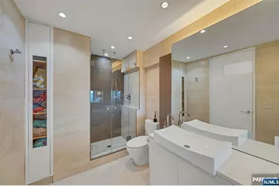1530 Palisades Avenue 18K #18K, Fort Lee, NJ 07024 - Photo 25