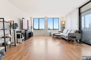 200 Winston 720, Cliffside Park, NJ 07010 - Photo 7