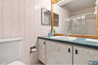 200 Winston 720 #720, Cliffside Park, NJ 07010 - Photo 19
