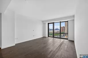 320 Adolphus Ave 611, Cliffside Park, NJ 07010 - Photo 3