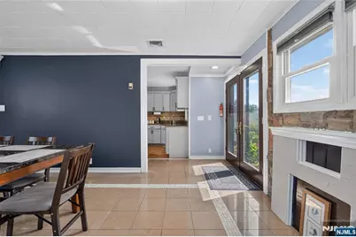 8 Coyles Court, Clifton, NJ 07013 - Photo 13
