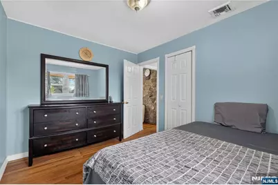 8 Coyles Court, Clifton, NJ 07013 - Photo 23