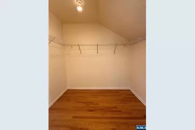 19 Lakeview Drive, Old Tappan, NJ 07675 - Photo 13