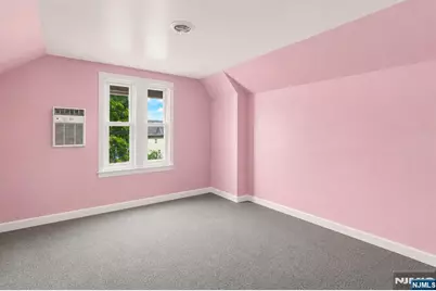 223 Montgomery Street, Bloomfield, NJ 07003 - Photo 19