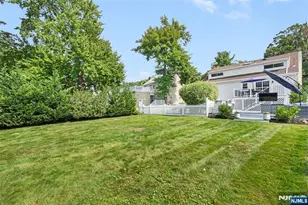 33 Beverly, West Caldwell, NJ 07006 - Photo 31