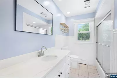 33 Beverly, West Caldwell, NJ 07006 - Photo 19