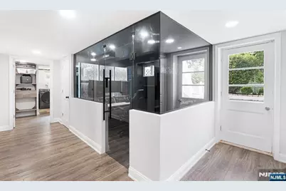 33 Beverly, West Caldwell, NJ 07006 - Photo 23