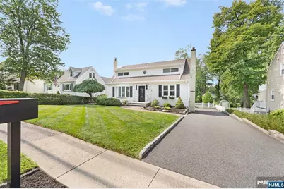 33 Beverly, West Caldwell, NJ 07006 - Photo 3