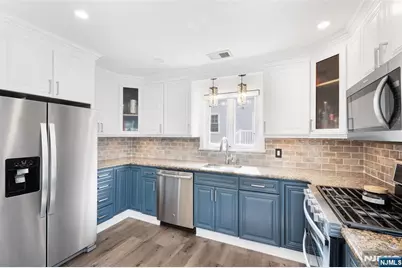 33 Beverly, West Caldwell, NJ 07006 - Photo 9