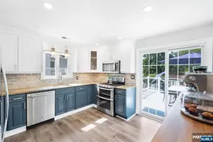 33 Beverly, West Caldwell, NJ 07006 - Photo 11