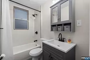 292 Claremont Ave 1st Floor, Jersey City, NJ 07305 - Photo 13