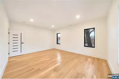 283 Bluff Road, Fort Lee, NJ 07024 - Photo 33