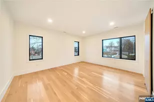 283 Bluff Rd, Fort Lee, NJ 07024 - Photo 29
