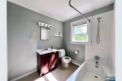 164 Delaware Avenue 2 #2, Dumont, NJ 07628 - Photo 7