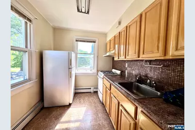 164 Delaware Avenue 2 #2, Dumont, NJ 07628 - Photo 3