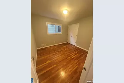 129 Sussex Street 1 #1, Harrison, NJ 07029 - Photo 5