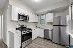 292 Claremont Ave 2nd Floor, Jersey City, NJ 07305 - Photo 1