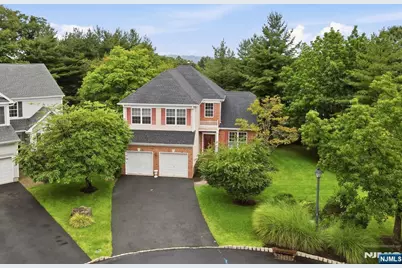 13 Oakwood Court, Cedar Grove, NJ 07009 - Photo 47
