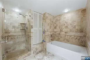 200 Grand Cove Way 4J, Edgewater, NJ 07020 - Photo 17