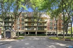 200 Grand Cove Way 4J, Edgewater, NJ 07020 - Photo 39