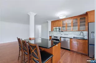 200 Grand Cove Way 4J, Edgewater, NJ 07020 - Photo 7