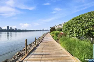 200 Grand Cove Way 4J, Edgewater, NJ 07020 - Photo 33
