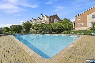 200 Grand Cove Way 4J, Edgewater, NJ 07020 - Photo 1