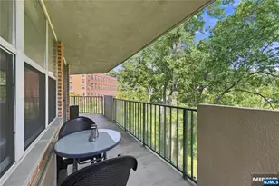 200 Grand Cove Way 4J, Edgewater, NJ 07020 - Photo 21