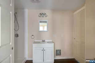 195 Duane St, Orange, NJ 07050 - Photo 5