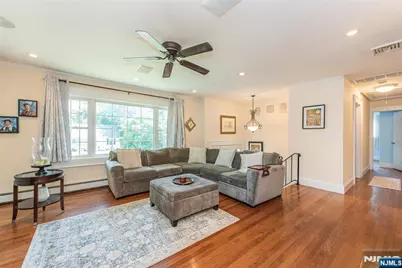 45 Erie Avenue, Midland Park, NJ 07432 - Photo 21