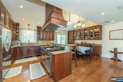 45 Erie Avenue, Midland Park, NJ 07432 - Photo 5