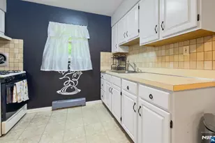 37 Espy Road 6B, Caldwell, NJ 07006 - Photo 11
