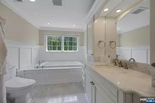 186 Hoover Dr, Cresskill, NJ 07626 - Photo 33