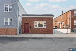 86 Farnham Ave, Garfield, NJ 07026 - Photo 23