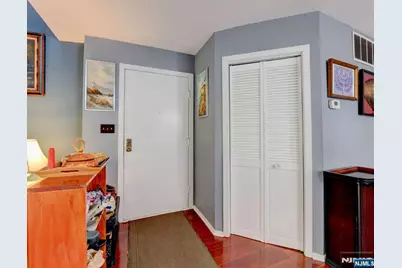 590 Sanderling Court 590 #590, Secaucus, NJ 07094 - Photo 13