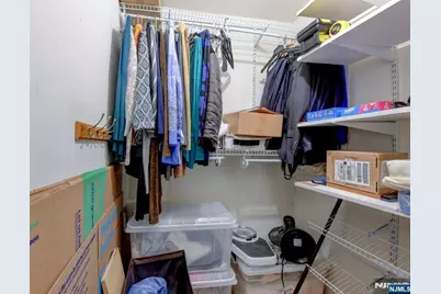 590 Sanderling Court 590 #590, Secaucus, NJ 07094 - Photo 21