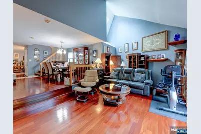 590 Sanderling Court 590 #590, Secaucus, NJ 07094 - Photo 3