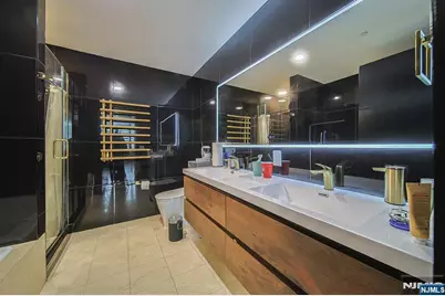 612 Hudson 612 #612, Edgewater, NJ 07020 - Photo 21