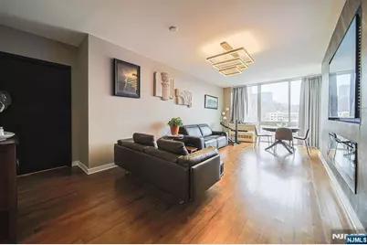 612 Hudson 612 #612, Edgewater, NJ 07020 - Photo 7