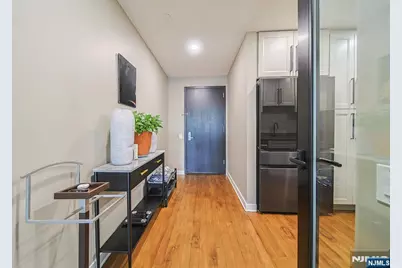 612 Hudson 612 #612, Edgewater, NJ 07020 - Photo 11