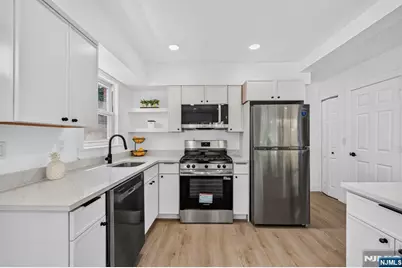104 Belmont Street, Englewood, NJ 07631 - Photo 27