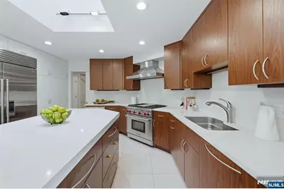 97 Lawrence Parkway, Tenafly, NJ 07670 - Photo 13