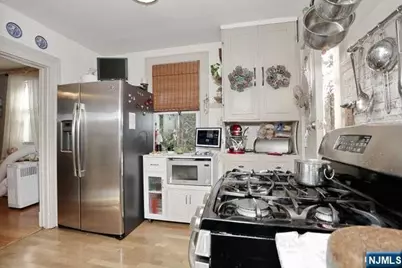 531 6th Street, Carlstadt, NJ 07072 - Photo 11