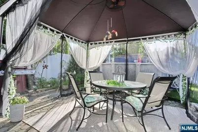 531 6th Street, Carlstadt, NJ 07072 - Photo 27