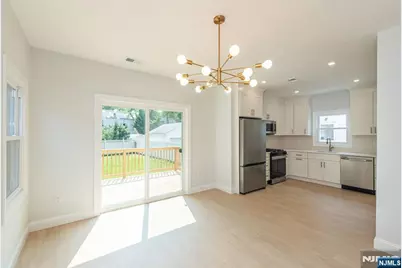 40 Brighton Avenue, Bloomfield, NJ 07003 - Photo 7